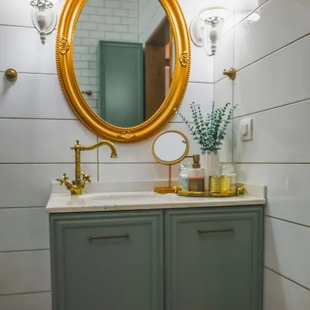 White Memories Boutique