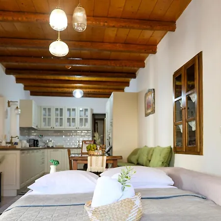 White Memories Boutique - Romantic In Lejlighed Afantou