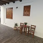 White Memories Boutique - Romantic In Rhodes Apartment